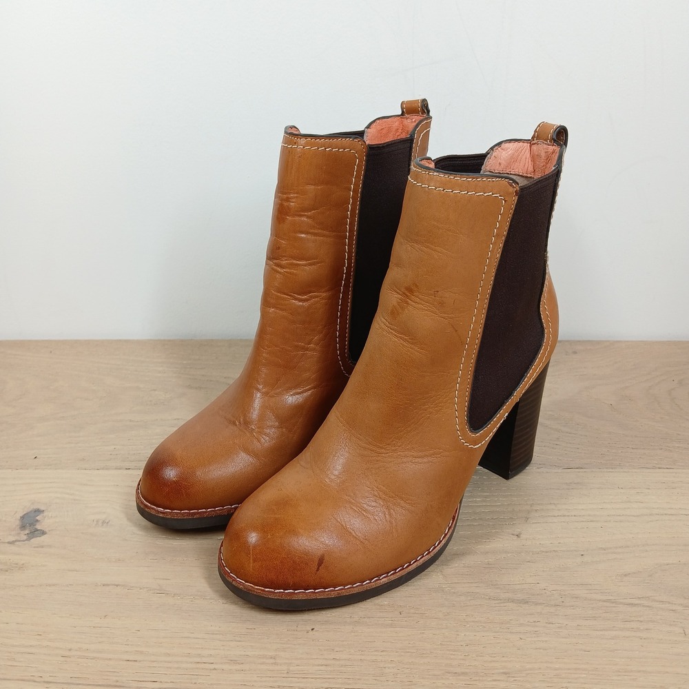 Tommy Bahama Lummi Chelsea Boots Womens 7.5B Tan Leather Block Heel Boho Western